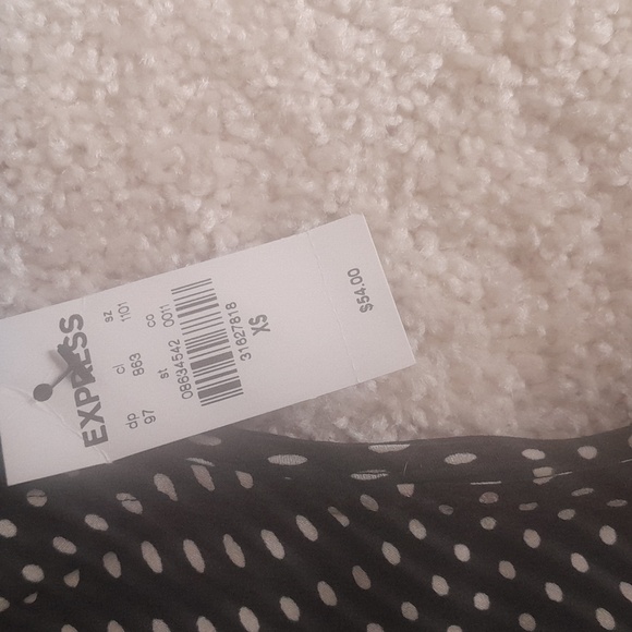 Top - Picture 3 of 5